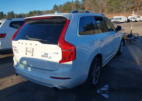 2018 Volvo Xc90 T5 Momentum z USA, uszkodzony, nr VIN YV4102PK8J1352257